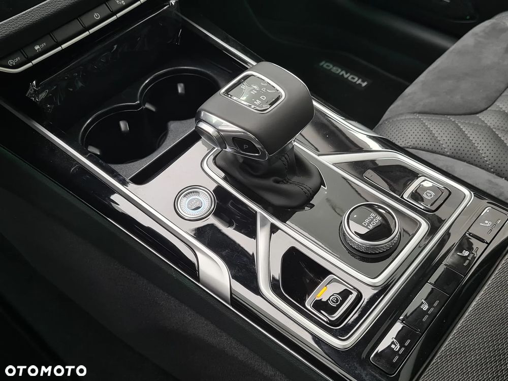 Hongqi HS5 2.0T AWD - 19