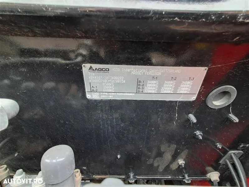 Massey Ferguson MF 5713 - 22