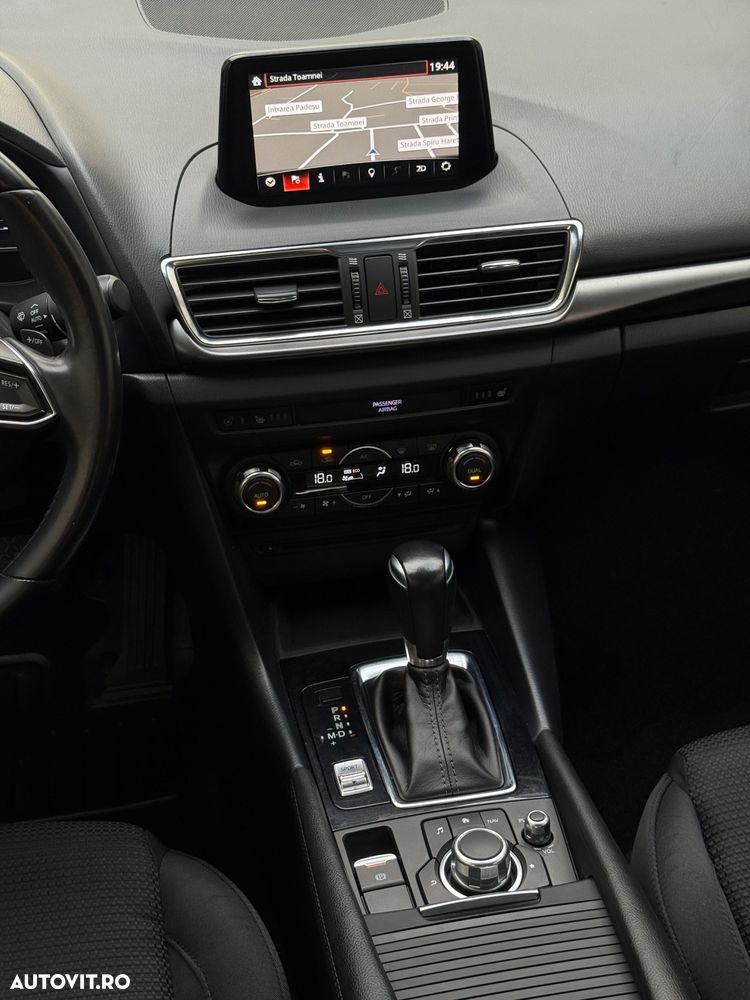 Mazda 3 G120 AT Revolution - 26