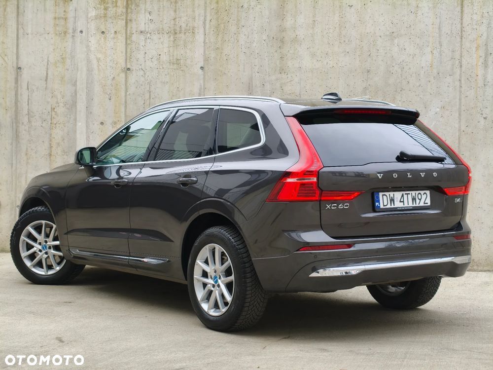 Volvo XC 60 B4 D AWD Plus Bright - 10