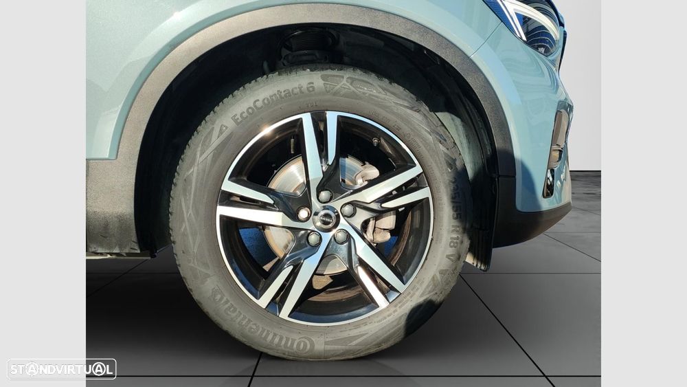 Volvo XC 40 1.5 T2 Plus Dark Auto - 9