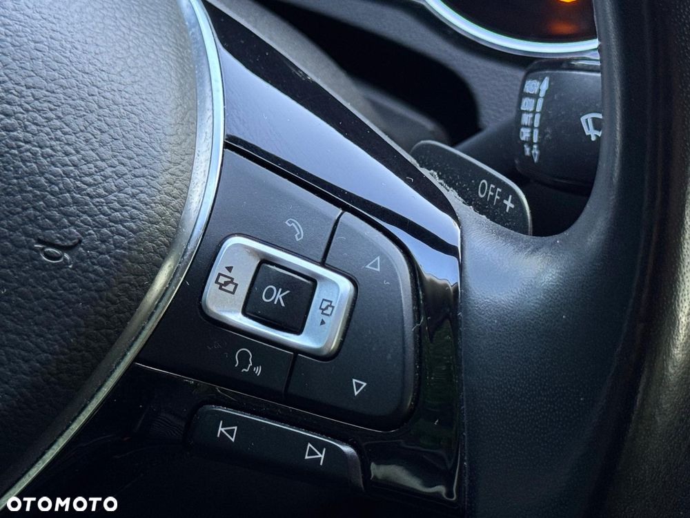 Volkswagen Passat 2018 photo 4