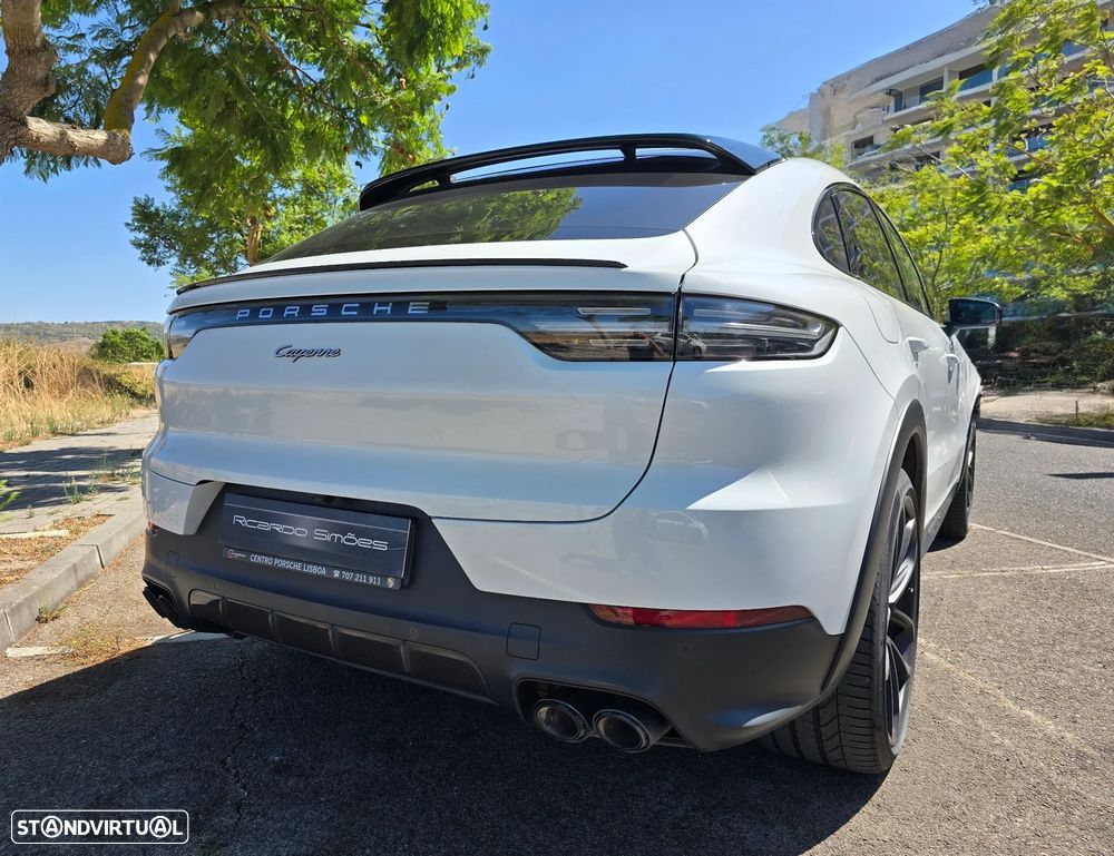Porsche Cayenne Coupé E-Hybrid - 7