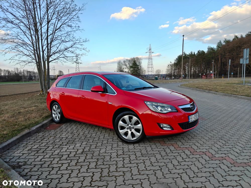 Opel Astra 1.6 T Cosmo - 2