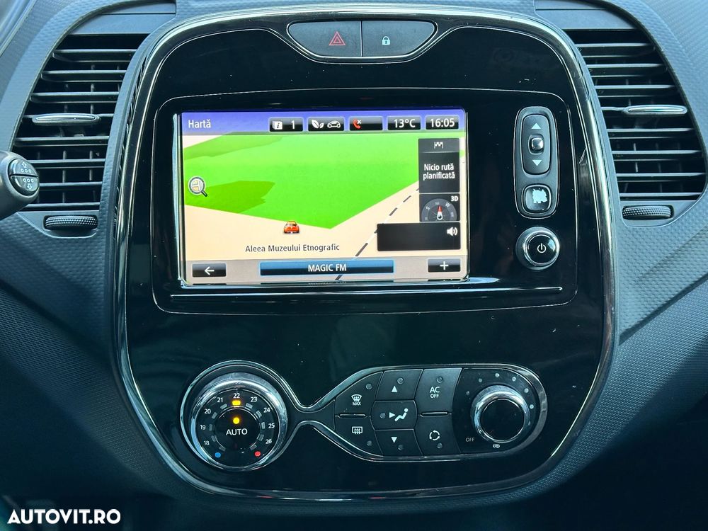 Renault Captur dCi 90 EDC Dynamique - 28