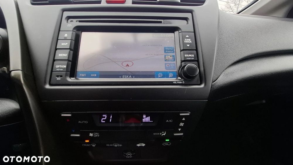 Honda Civic 1.6 i-DTEC Lifestyle Black Edition - 33