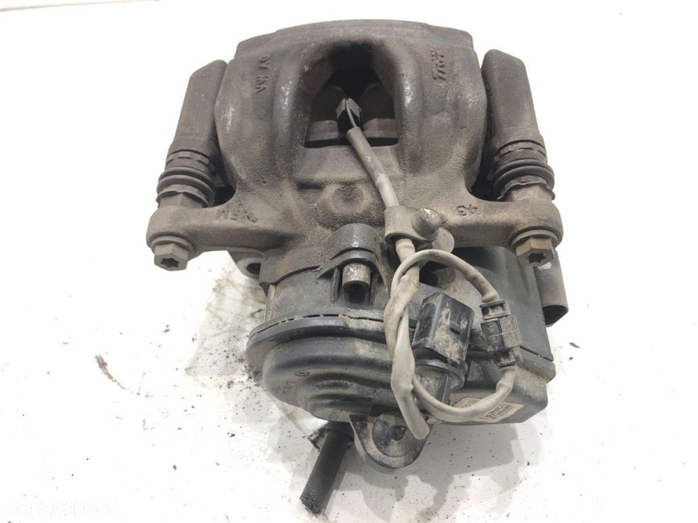 ZACISK PRAWY TYŁ  AUDI Q5 (FYB, FYG) 2016 - 2022 40 TDI quattro 140 kW [190 KM] olej napędowy 2018 - 2