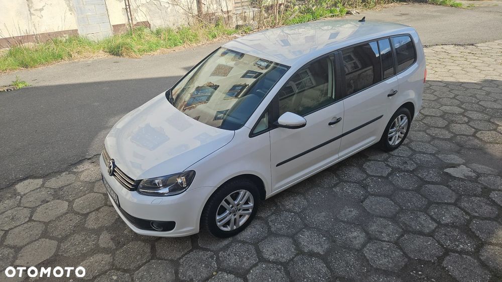 Volkswagen Touran 1.6 TDI DPF BlueMotion Technology Highline - 13