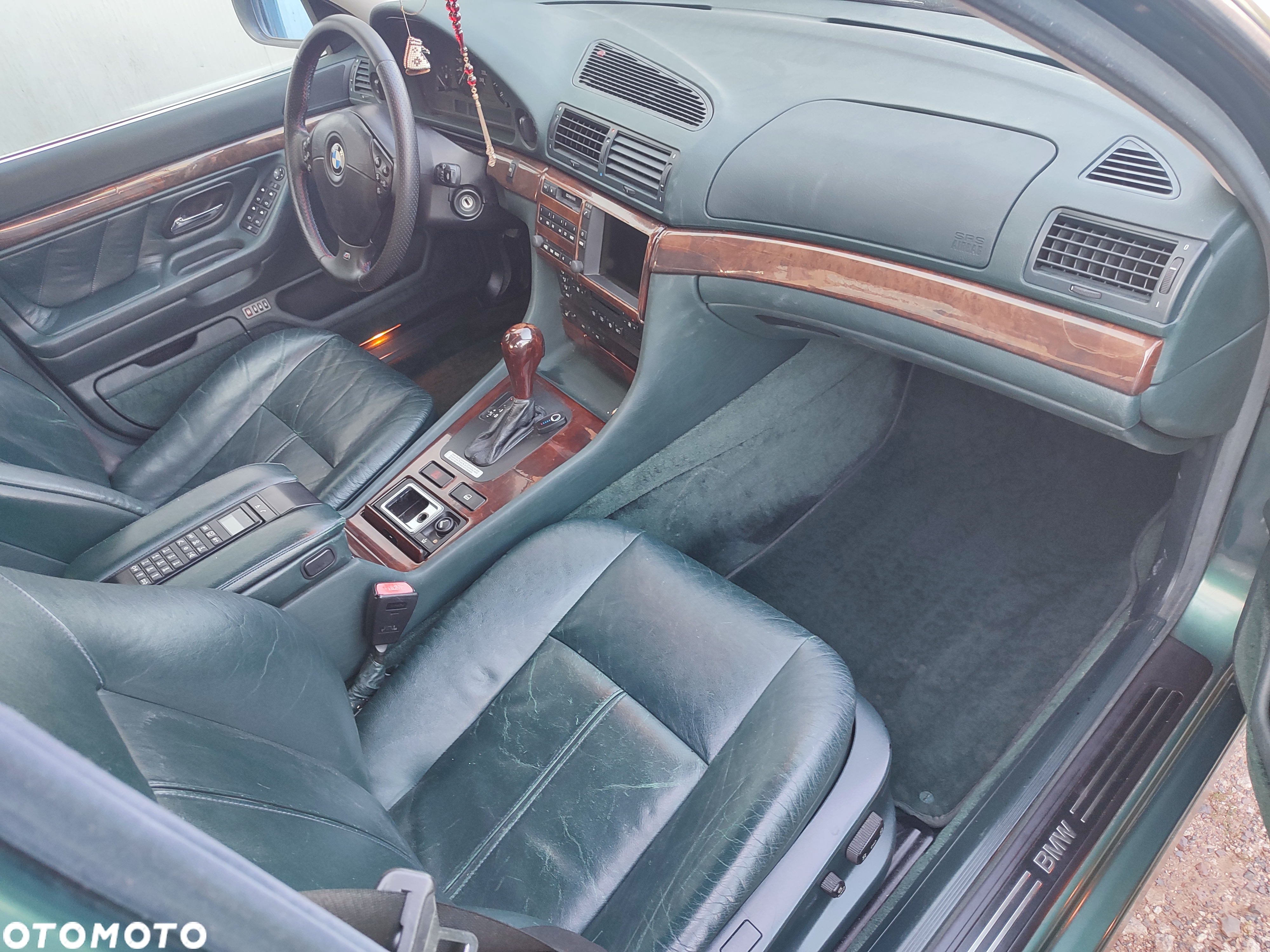 BMW Seria 7 728i L - 6