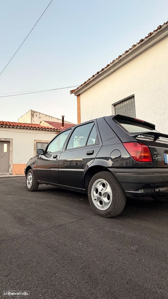 Ford Fiesta - 4