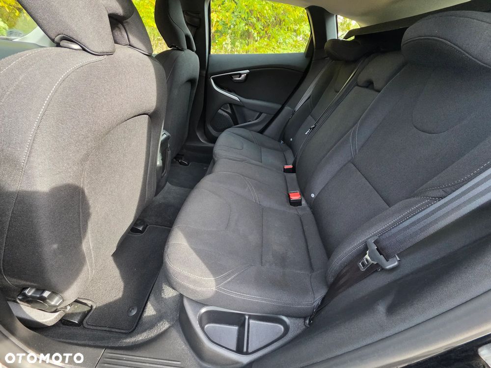 Volvo V40 T3 Drive-E Kinetic - 23