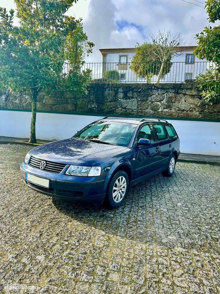 VW Passat Variant 1.9 TDi Confortline - 1