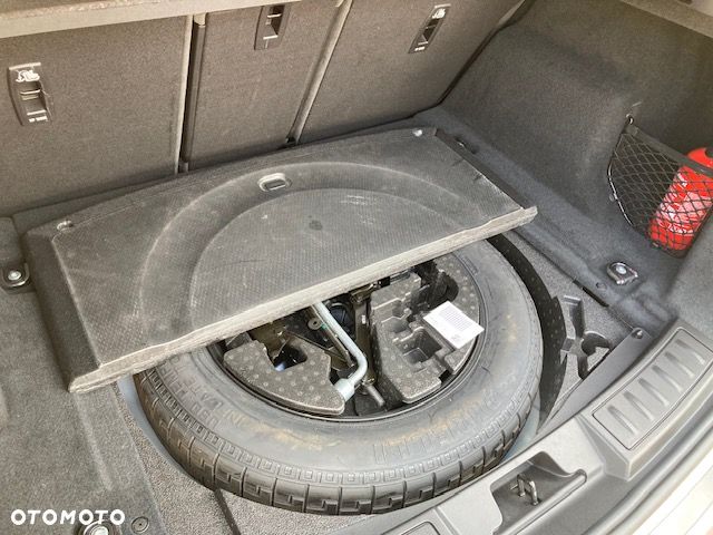 Land Rover Range Rover Evoque 2.0 P200 mHEV SE - 26