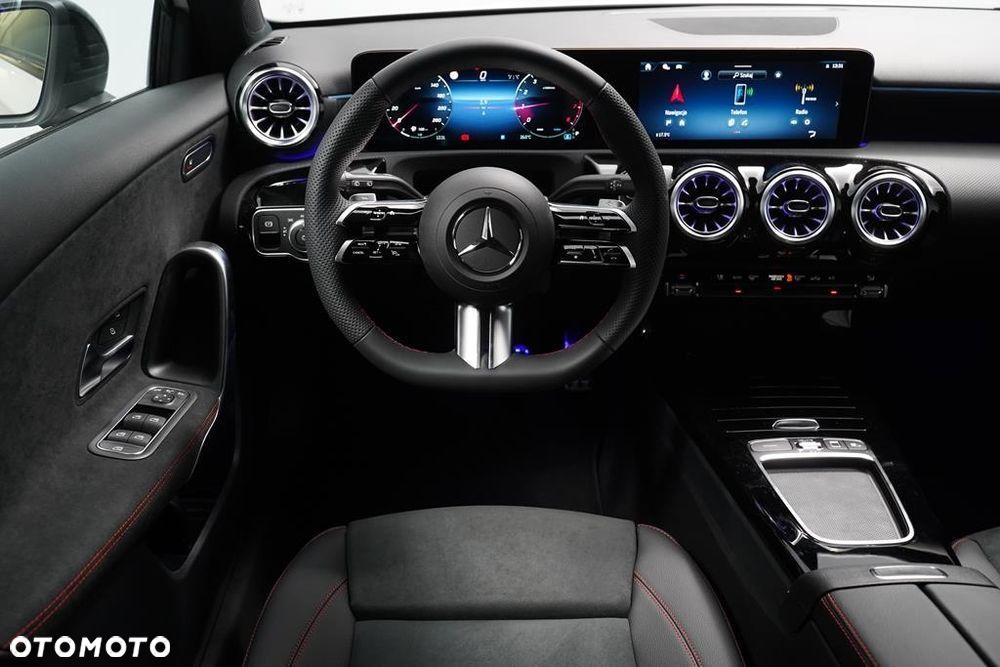 Mercedes-Benz Klasa A 200 7G-DCT AMG Line - 16