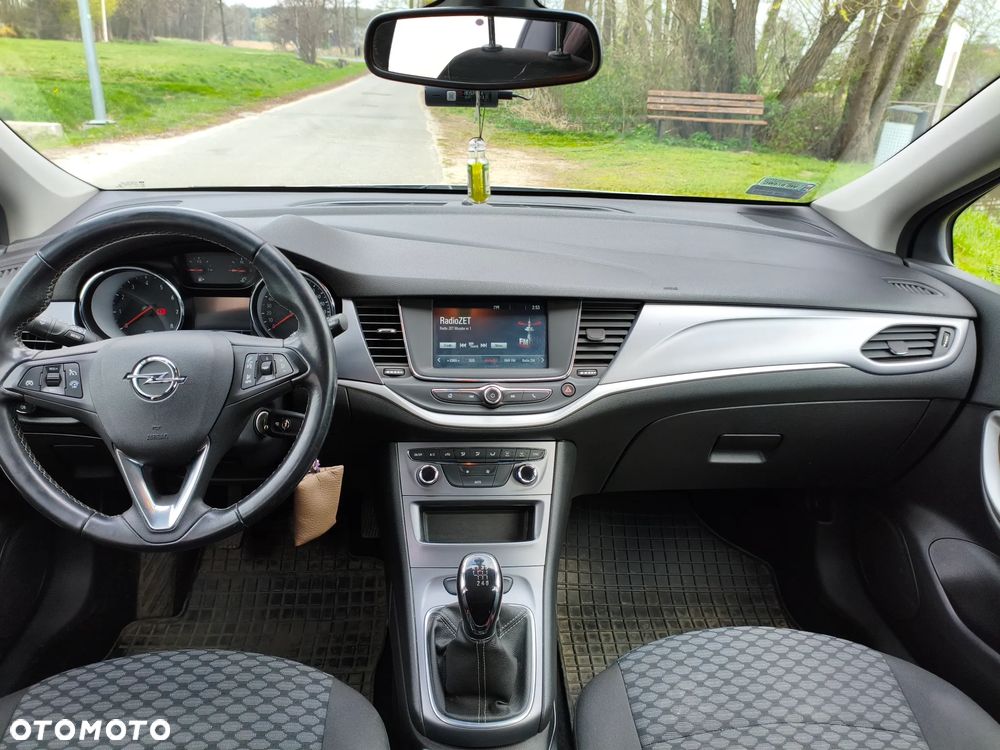 Opel Astra 1.4 T Dynamic - 11
