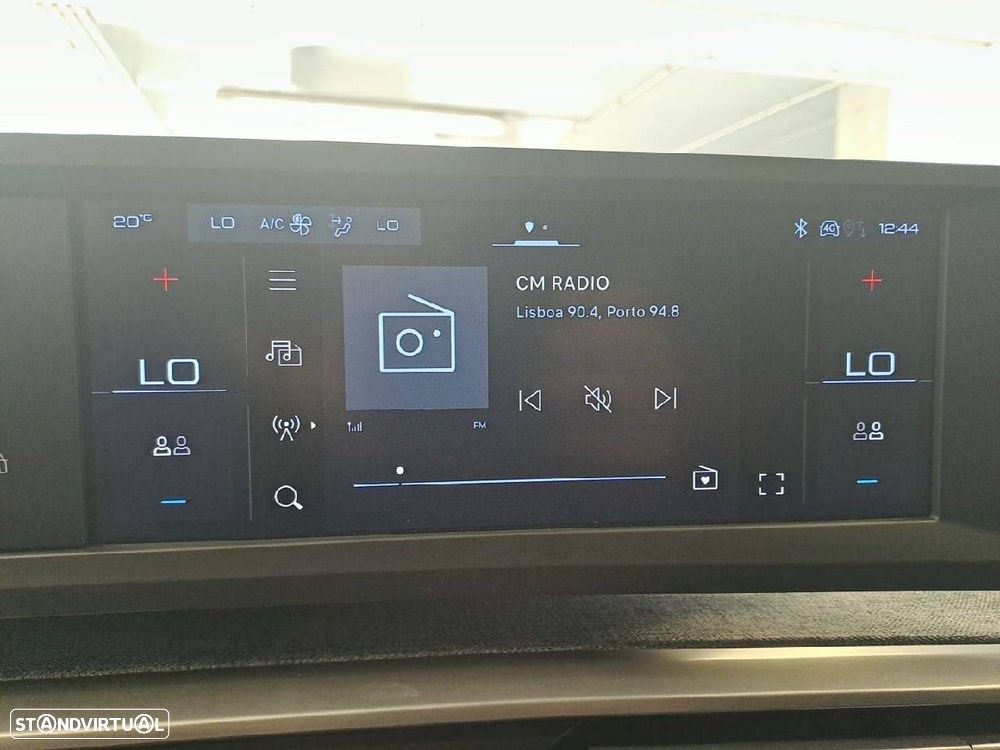 Peugeot 5008 1.2 Hybrid Allure e-DCS6 - 19