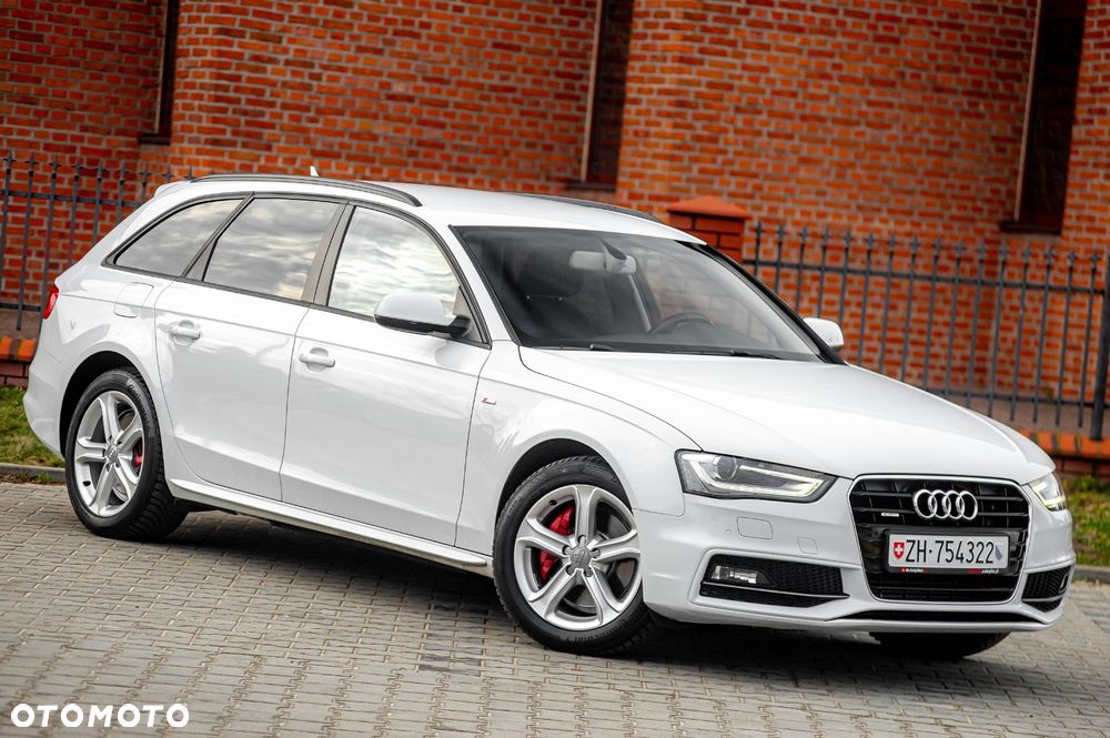 Audi A4 Avant 2.0 TFSI quattro S tronic S line Sportpaket - 2