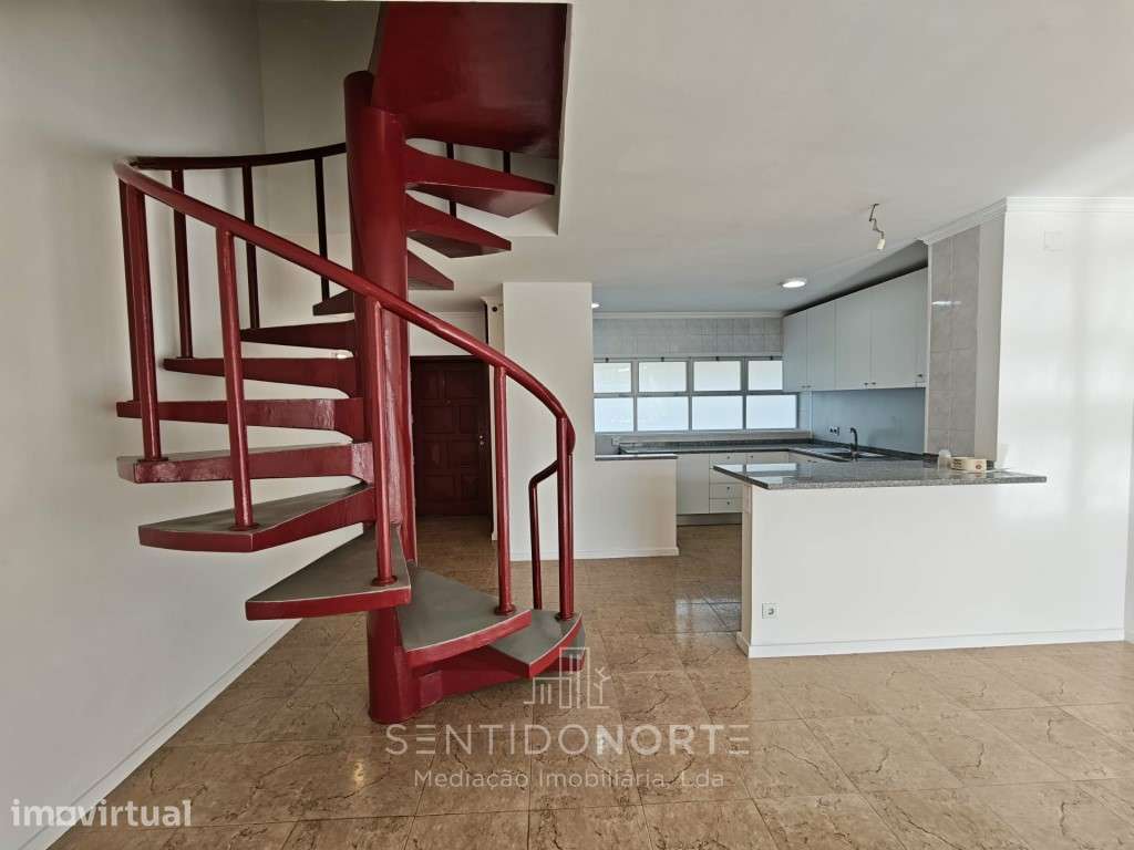 Apartamento T3 junto à loja do Cidadão - Grande imagem: 3/21