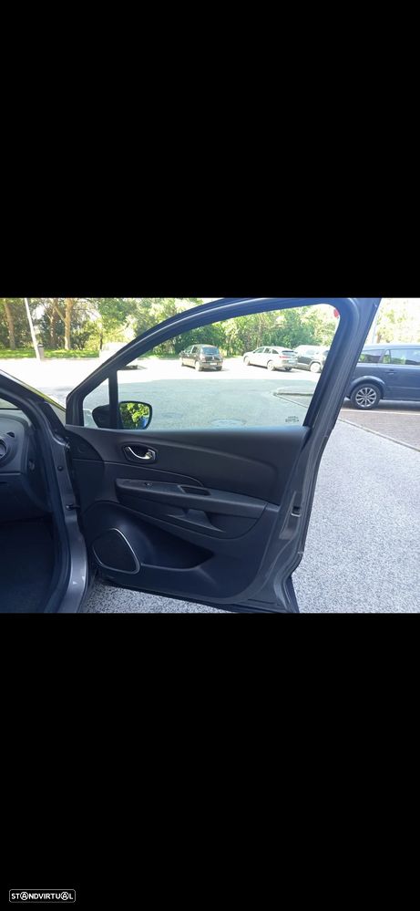 Renault Captur 1.5 dCi Exclusive - 28