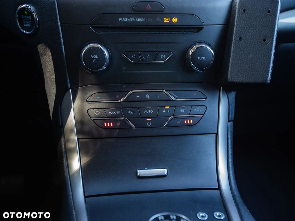 Ford S-Max - 29