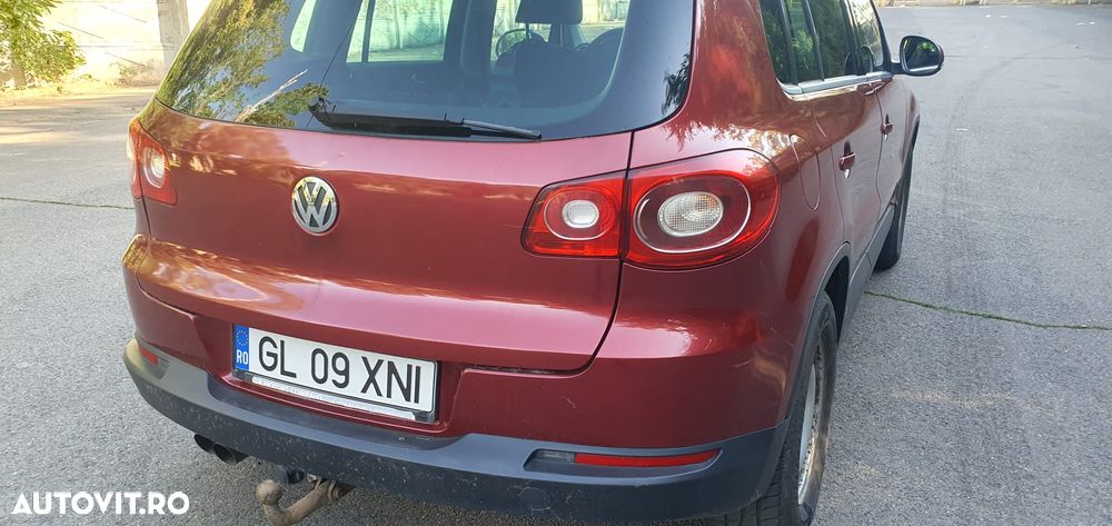 Volkswagen Tiguan - 2