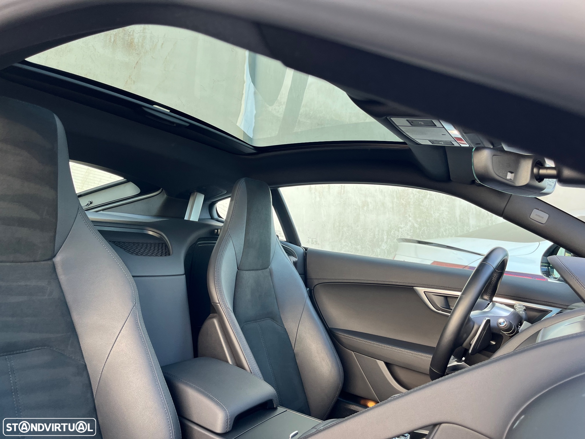Jaguar F-Type 2.0 i4 R-Dynamic Black - 27