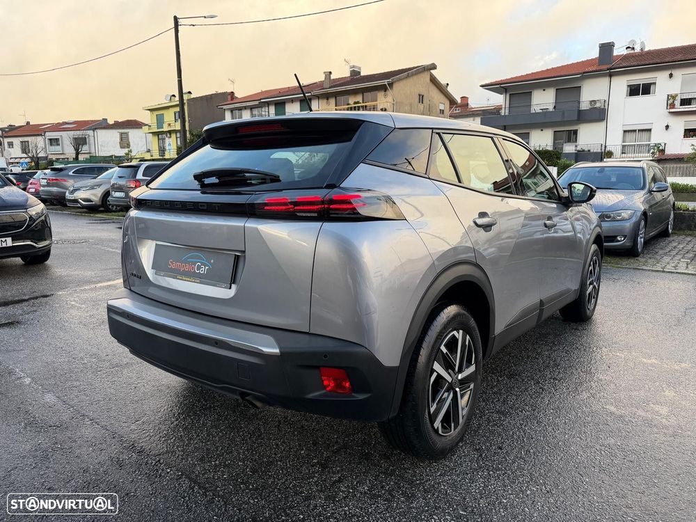 Peugeot 2008 1.2 PureTech Style - 4