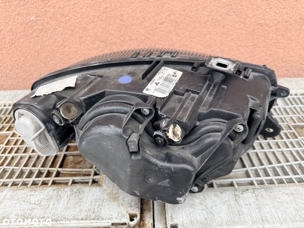 Lampa przednia ALFA ROMEO 147 GTA XENON LEWA EUROPA ORYGINALNA AL - 2