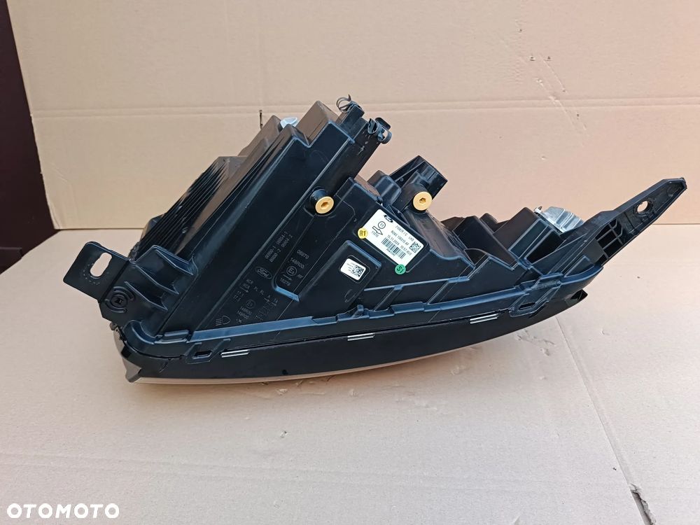 Lampa przednia lewa LED Ford Transit Courier MK3 II reflektor R2X613E015AF - 3