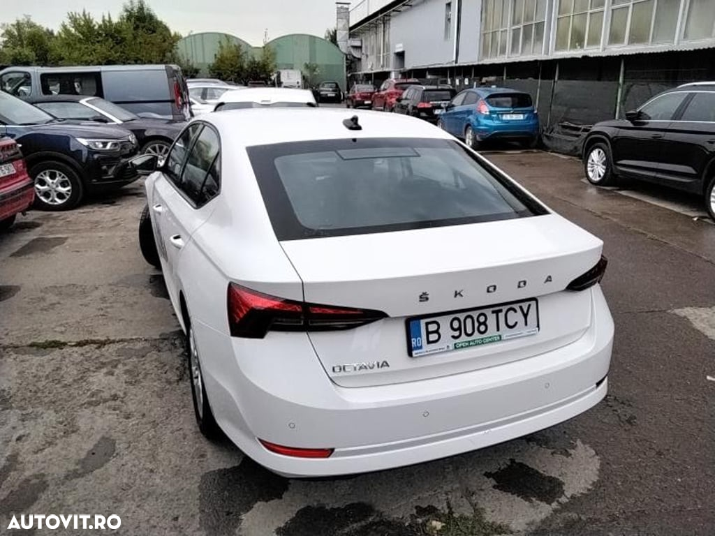 Skoda Octavia 2.0 TDI DSG Ambition - 5