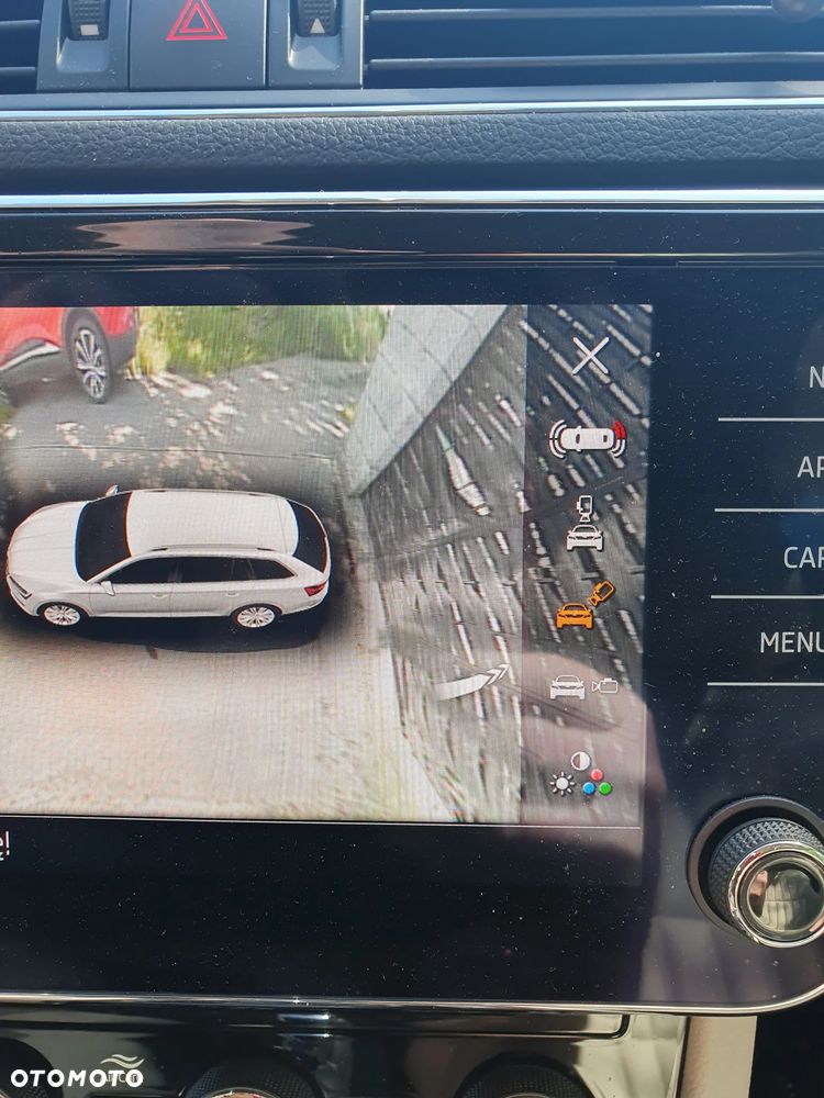 Skoda Superb 1.4 TSI Plug-In Hybrid L&K DSG - 10