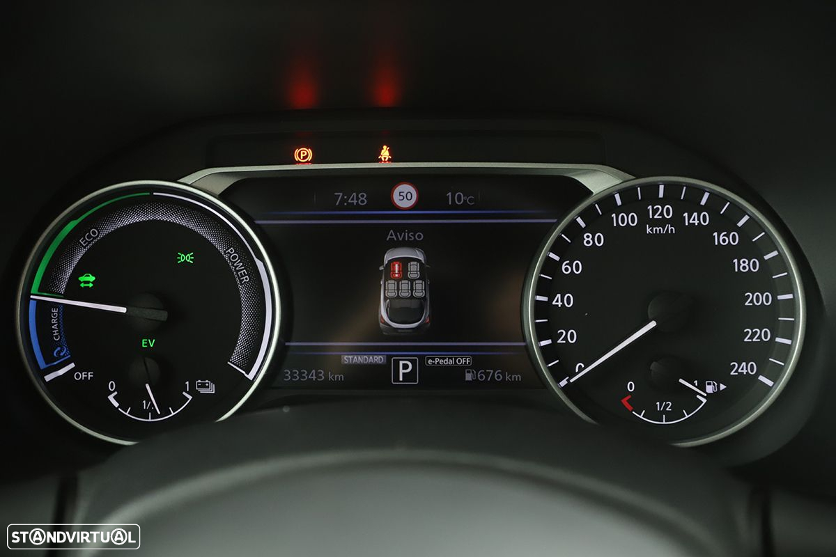 Nissan Juke 1.6 Hybrid N-Design Black - 15