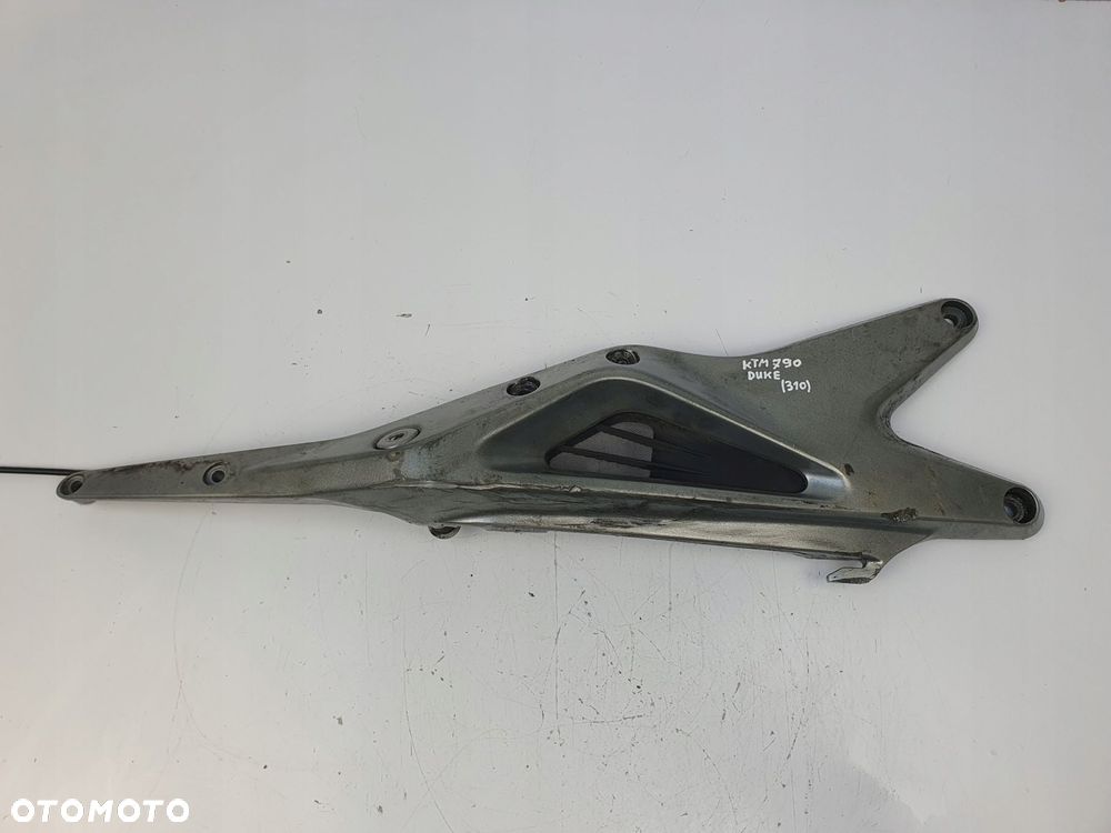 LEWY BOCZNY STELAŻ RAMY KTM Duke 790 18-24 mocowanie podnóżka 64103002005 - 6