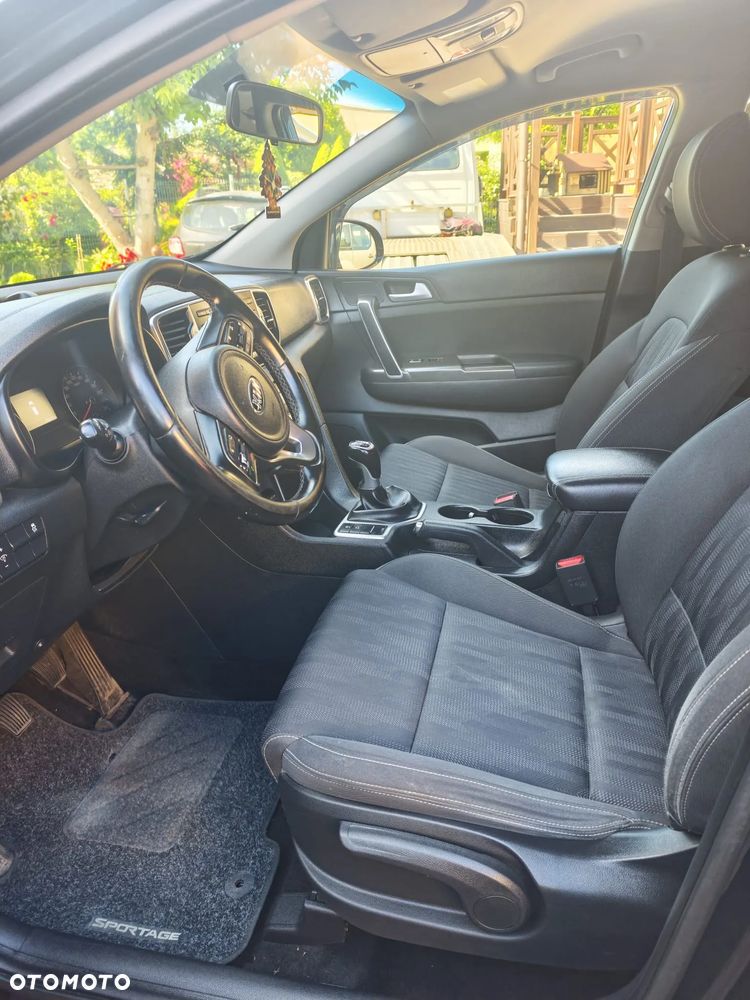 Kia Sportage 1.6 GDI 2WD Attract - 22