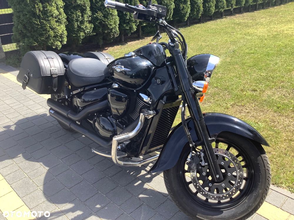 Suzuki Intruder - 4