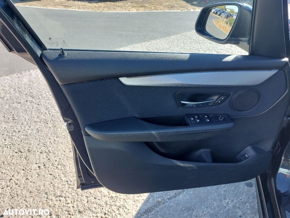 BMW Seria 2 220d xDrive AT Standard - 10