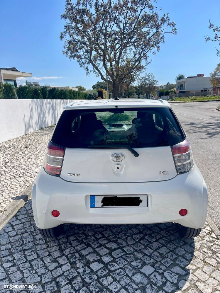 Toyota iQ 1.4 D-4D - 3