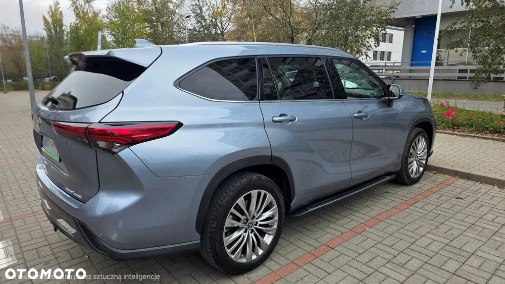 Toyota Highlander 2023 photo 4