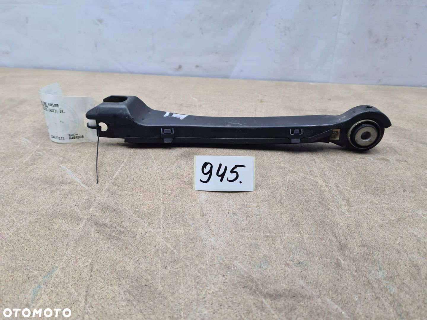 WAHACZ TYŁ TYLNY STRONY ZAMIENNE MERCEDES W213 SEDAN 19r - 2