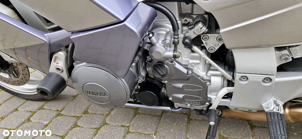 Yamaha FJR - 30