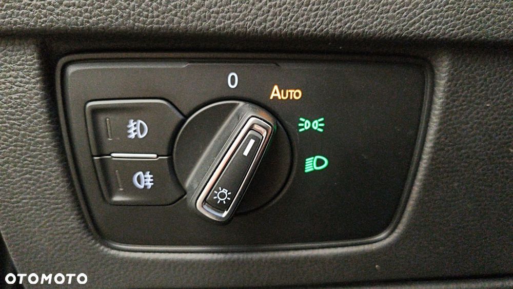 Volkswagen Passat 2.0 TSI Elegance DSG - 21