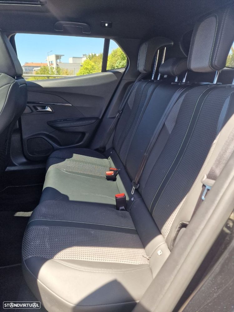Peugeot 2008 1.5 BlueHDi GT - 11