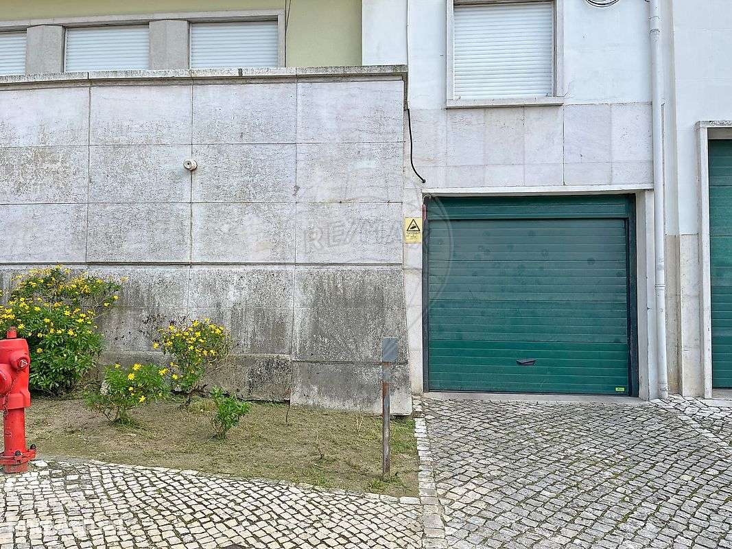 Garagem  para arrendamento - Grande imagem: 3/7