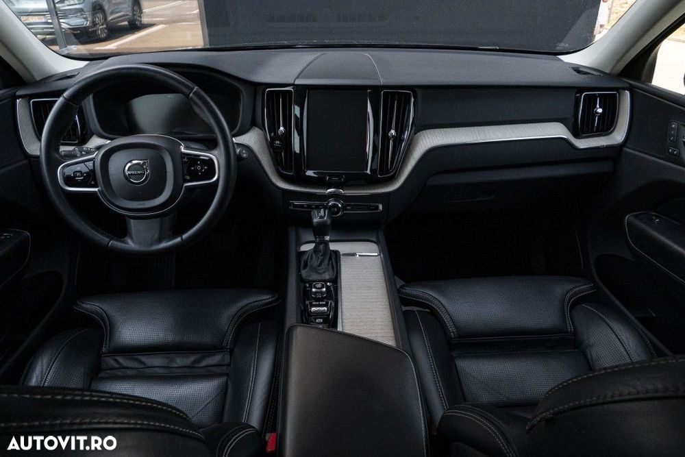 Volvo XC 60 - 6