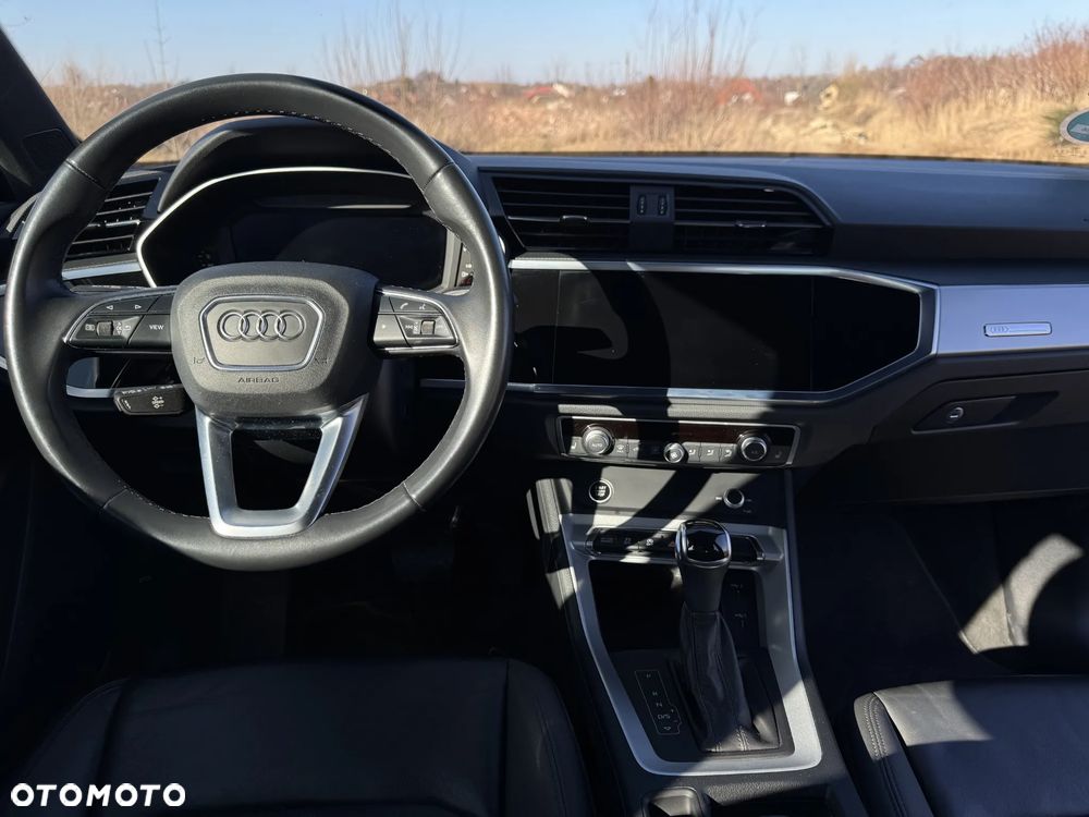 Audi Q3 2.0 TDI S tronic - 22