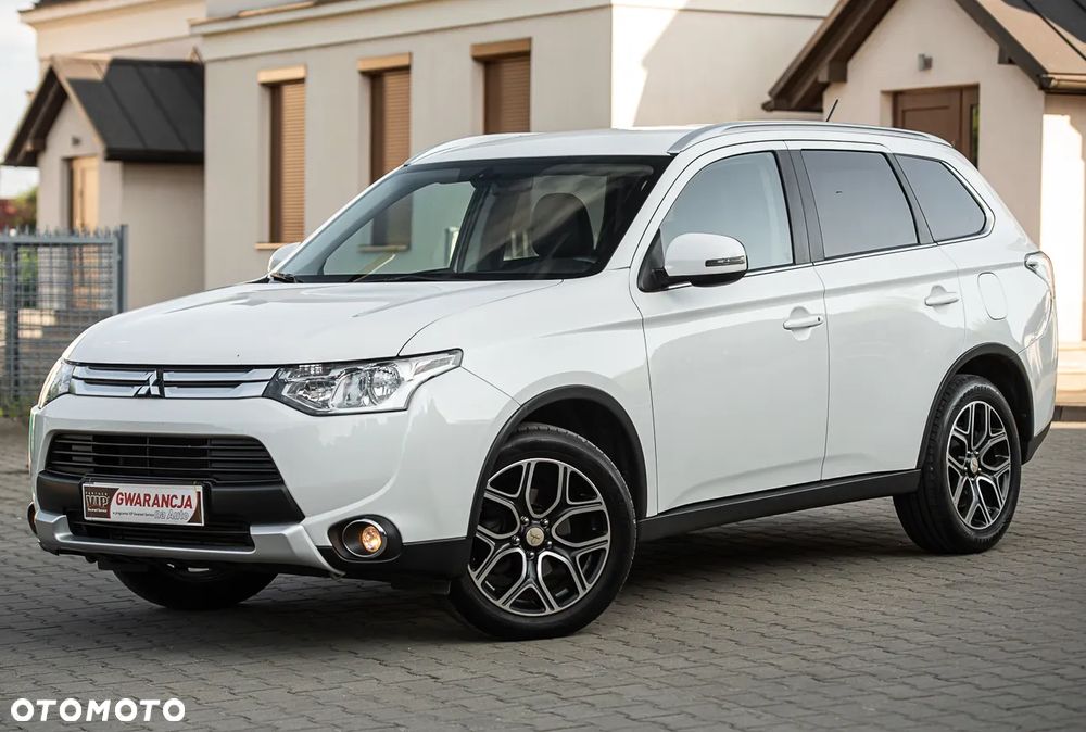 Mitsubishi Outlander 2.2 DI-D 4WD Diamant Edition - 3