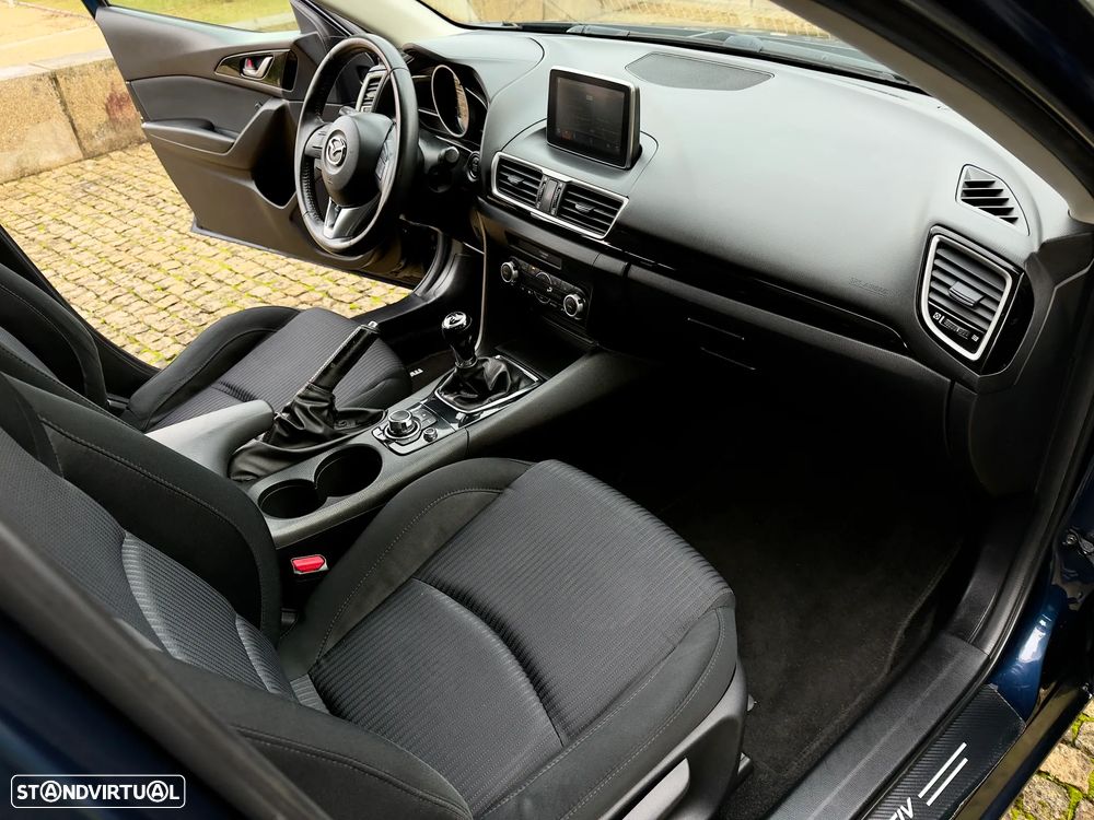 Mazda 3 1.5 Sky-D Excellence Navi - 7