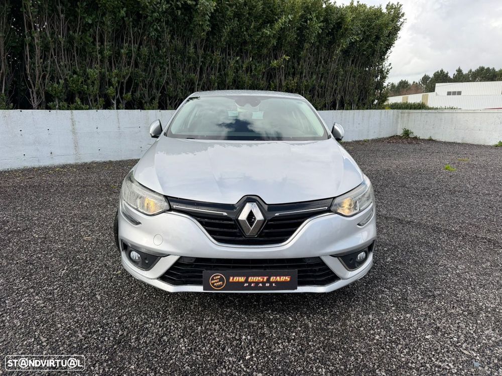 Renault Mégane 1.5 dCi Confort SS - 10