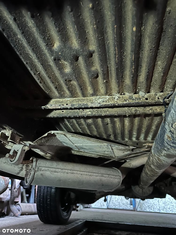 Volkswagen Transporter T4 TDI syncro - 34