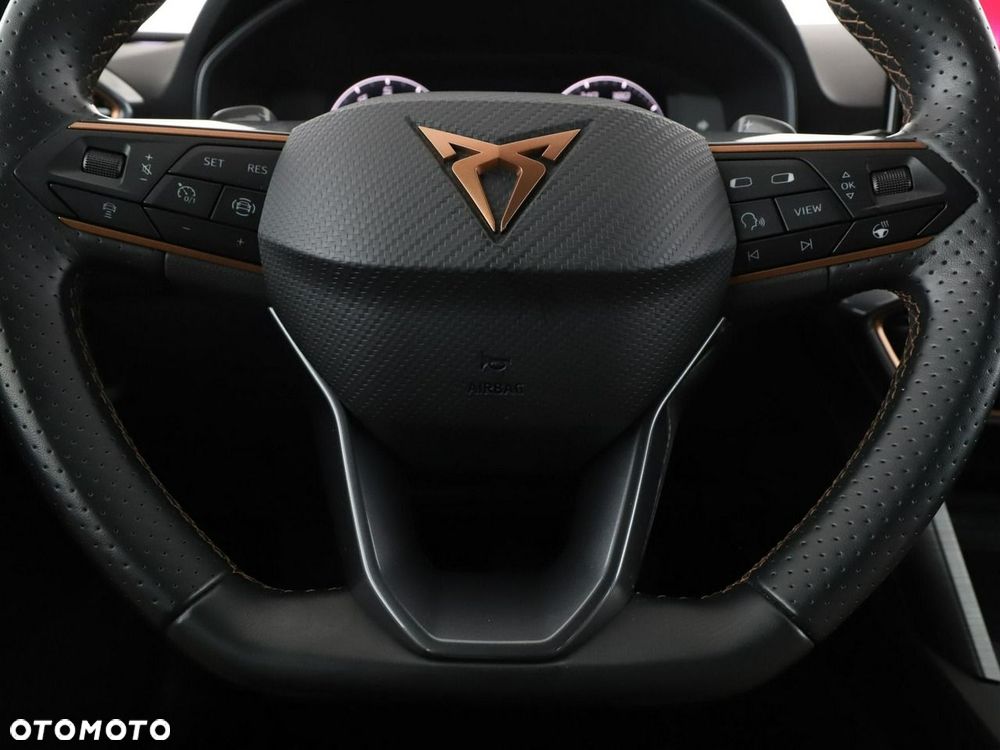 Cupra Leon 1.5 eTSI DSG - 22